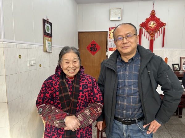 （20240126区中医医院）看望慰问退休老干部1.jpg